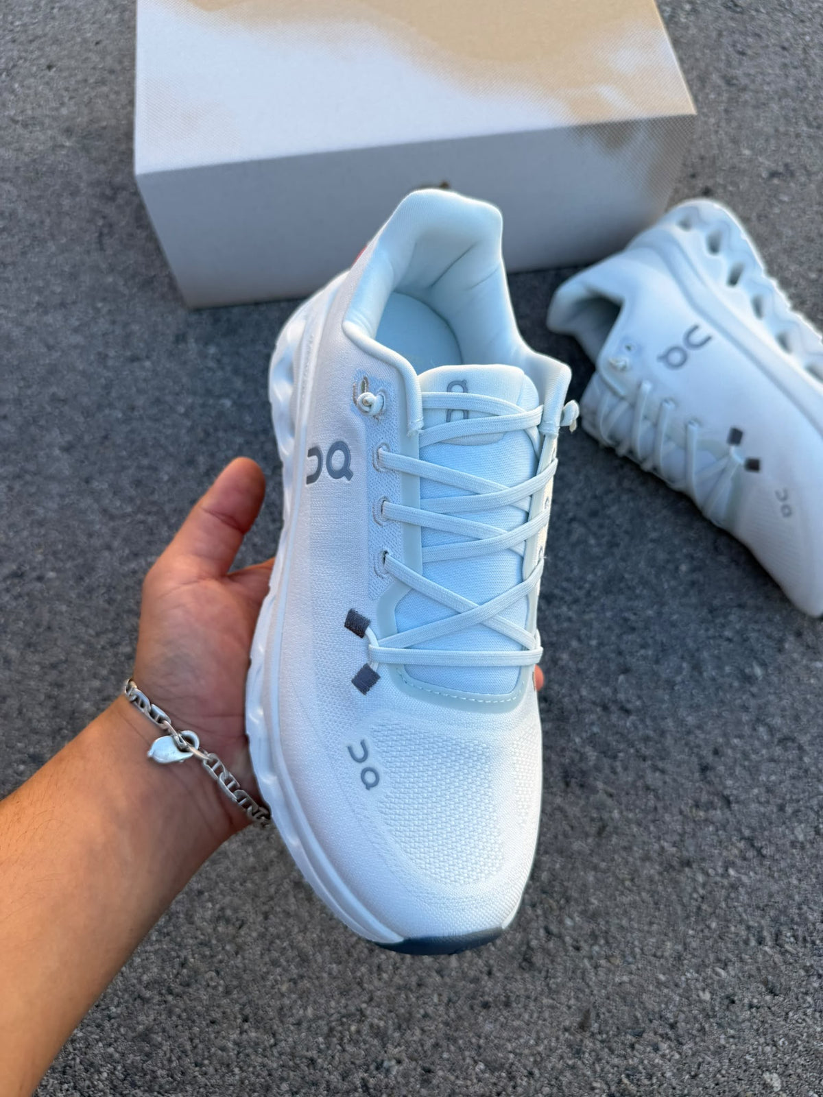 Zapatillas On Cloudtilt Triple White