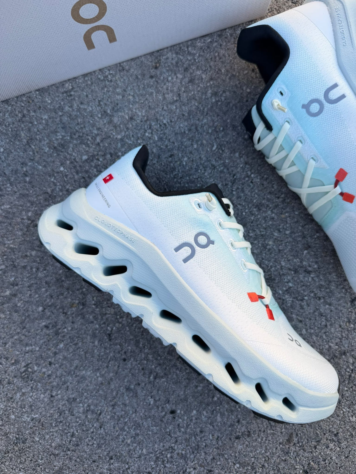 Zapatillas On Running Cloudtilt White / Ice Blue