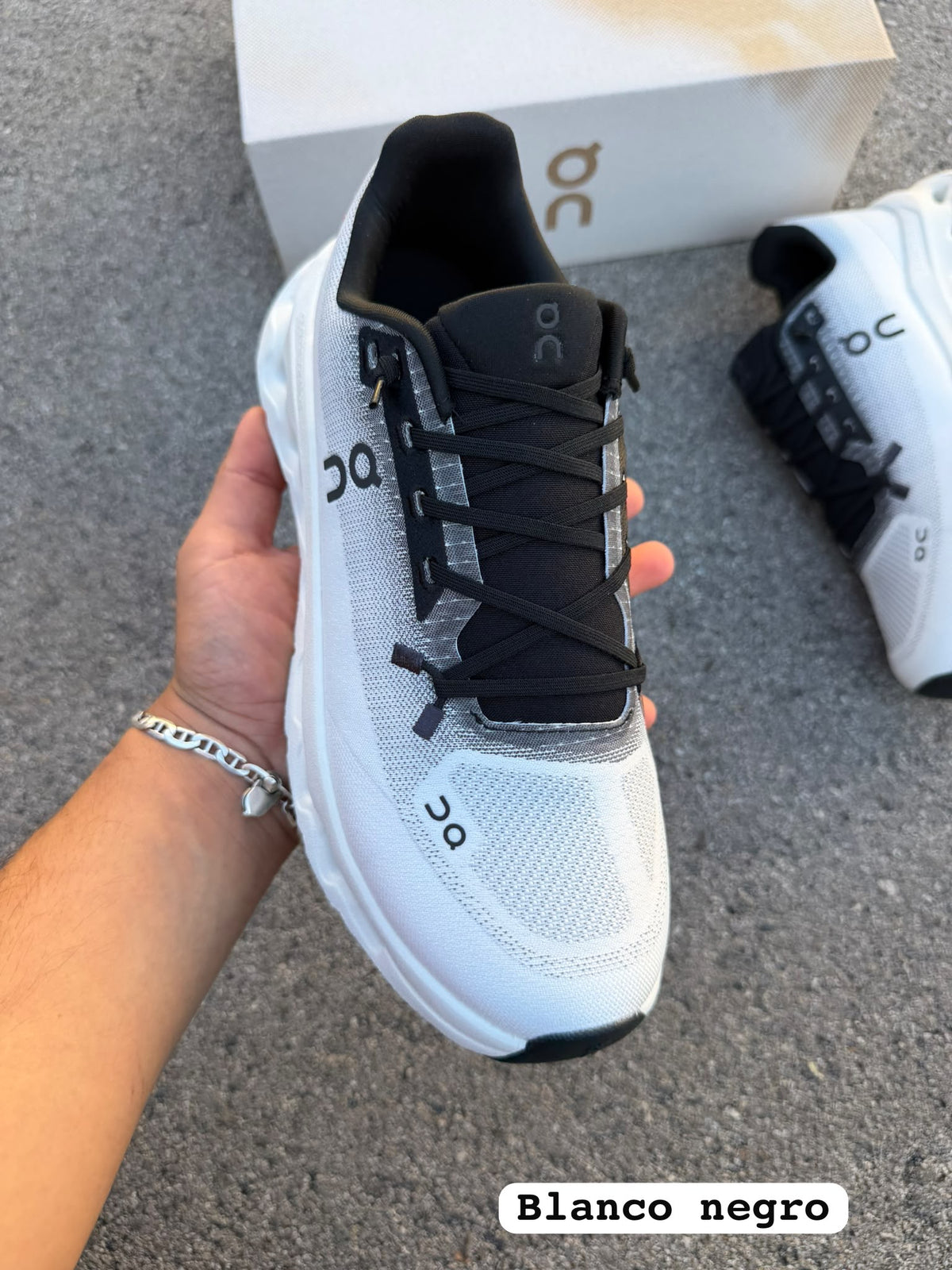 Zapatillas On Running Cloudtilt White / Black