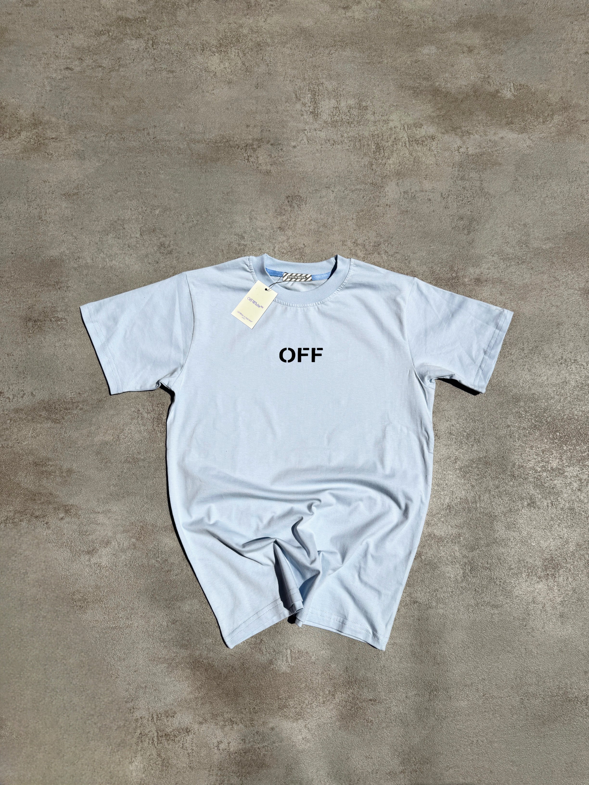 CAMISETA OFF WHlTE