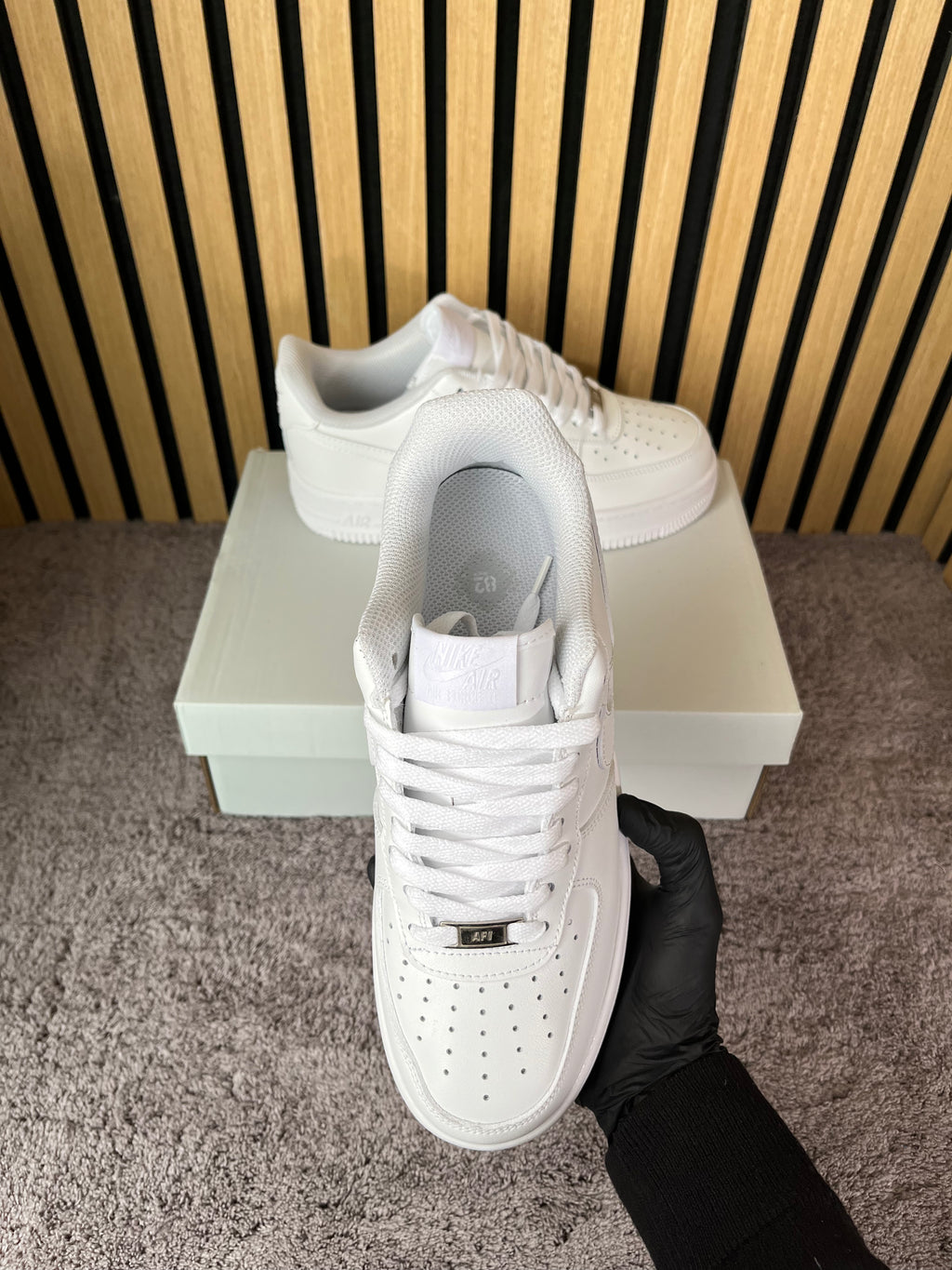 NIKE AIR FORCE ONE