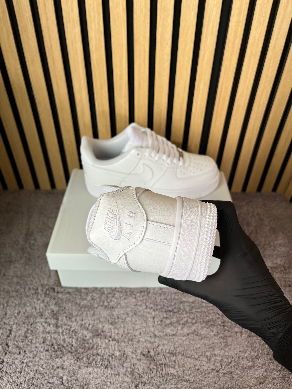 NIKE AIR FORCE ONE