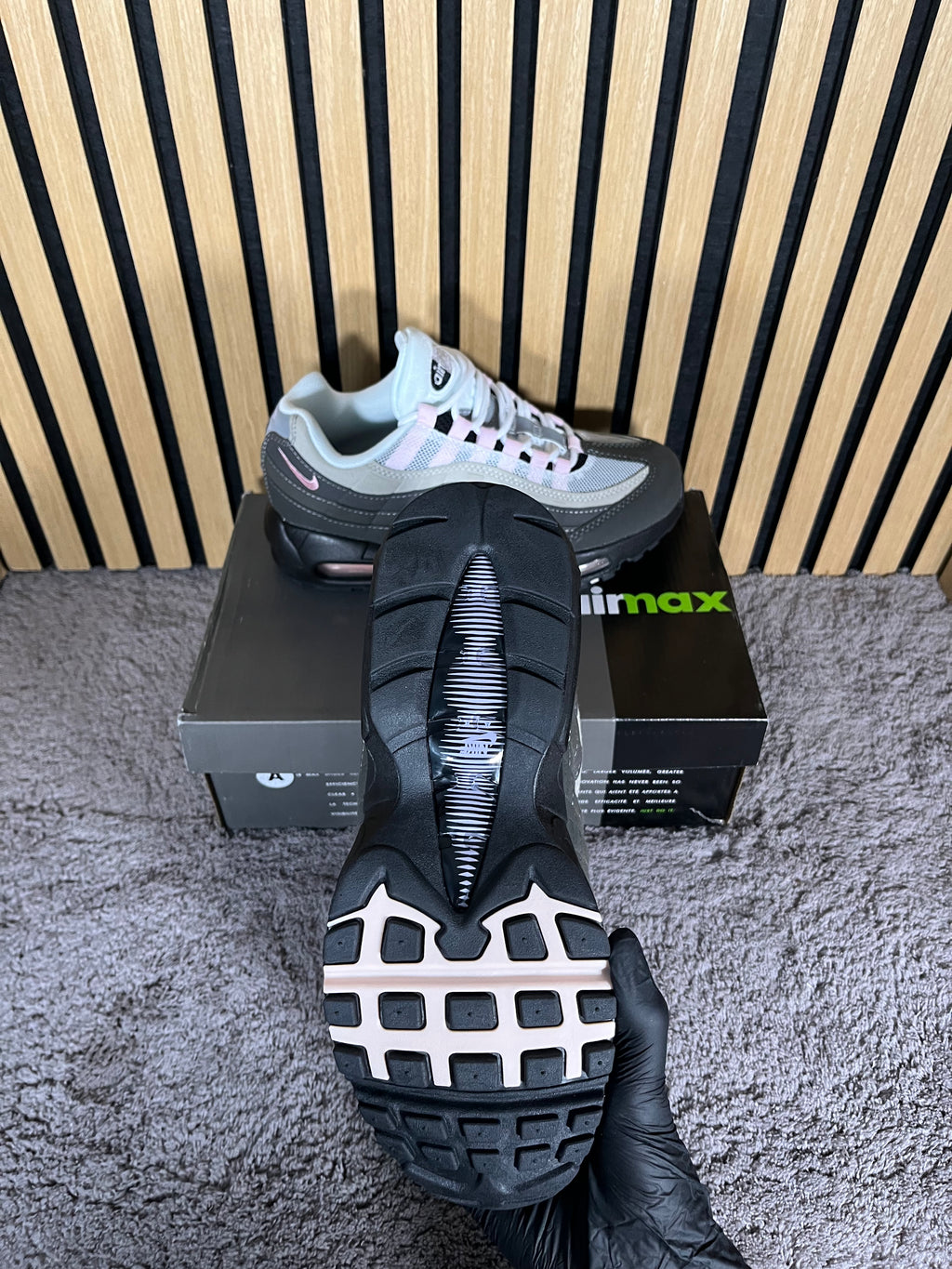 Nike Air Max 95 OG "Big Bubble Pink Foam"