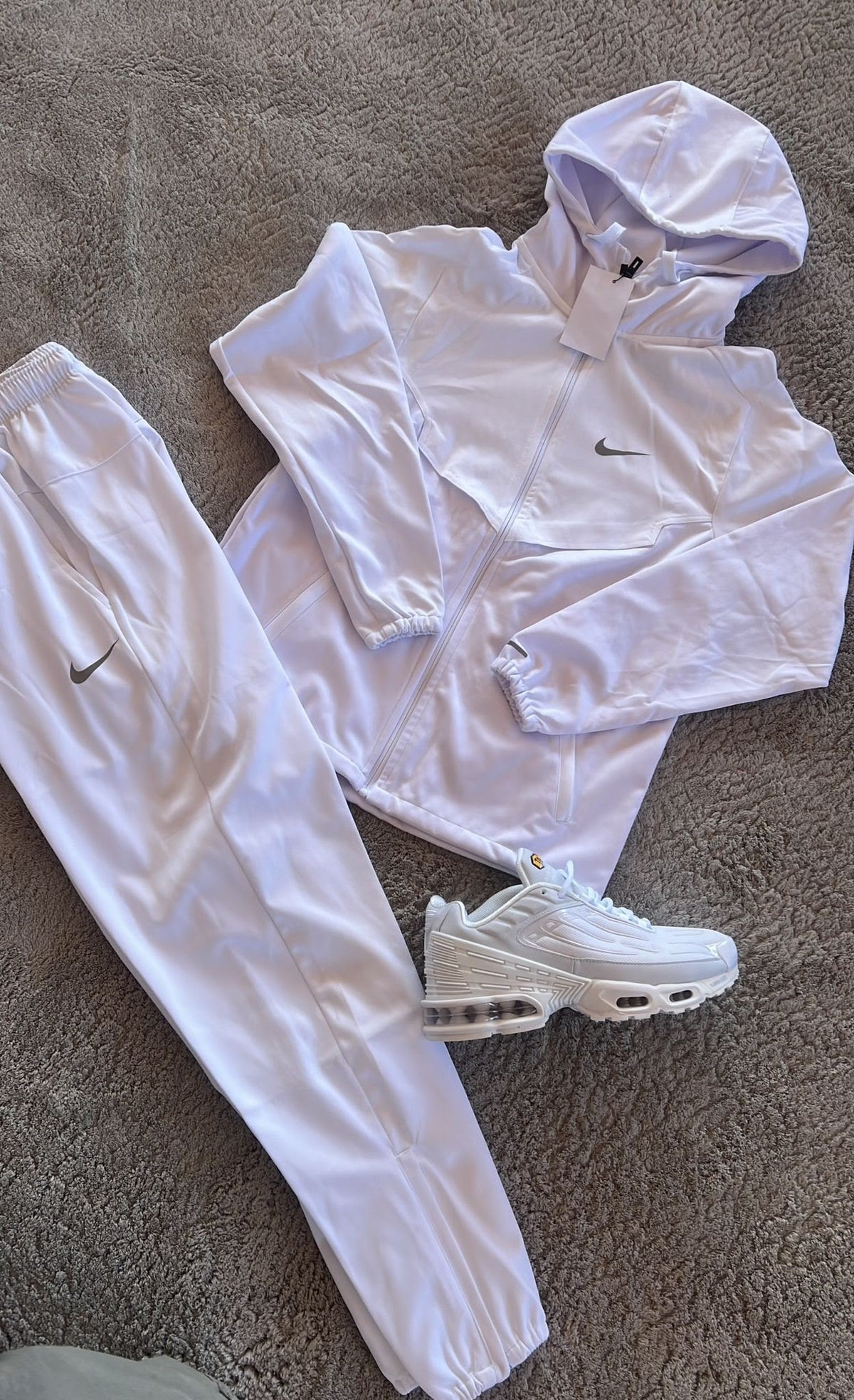 CHÁNDAL NIKE BLANCO
