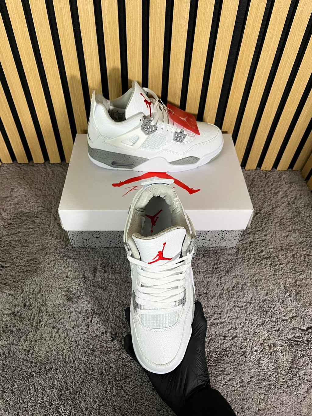 JORDAN 4 WHITE OREO