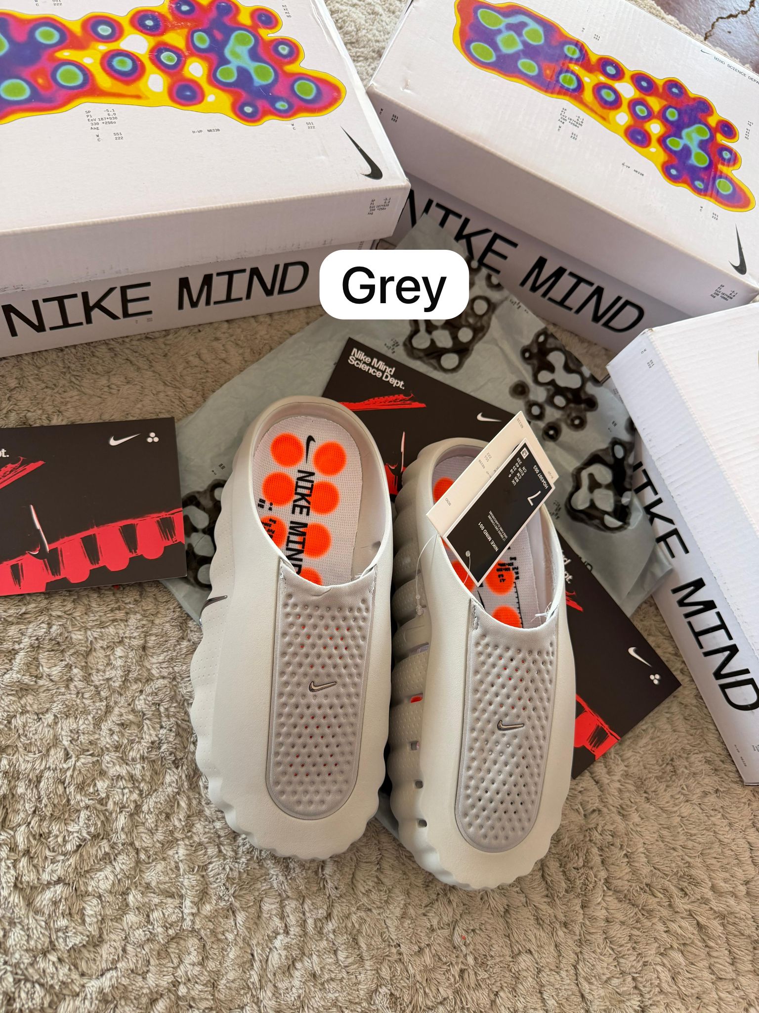 CHANCLAS NIKE MIND GRIS
