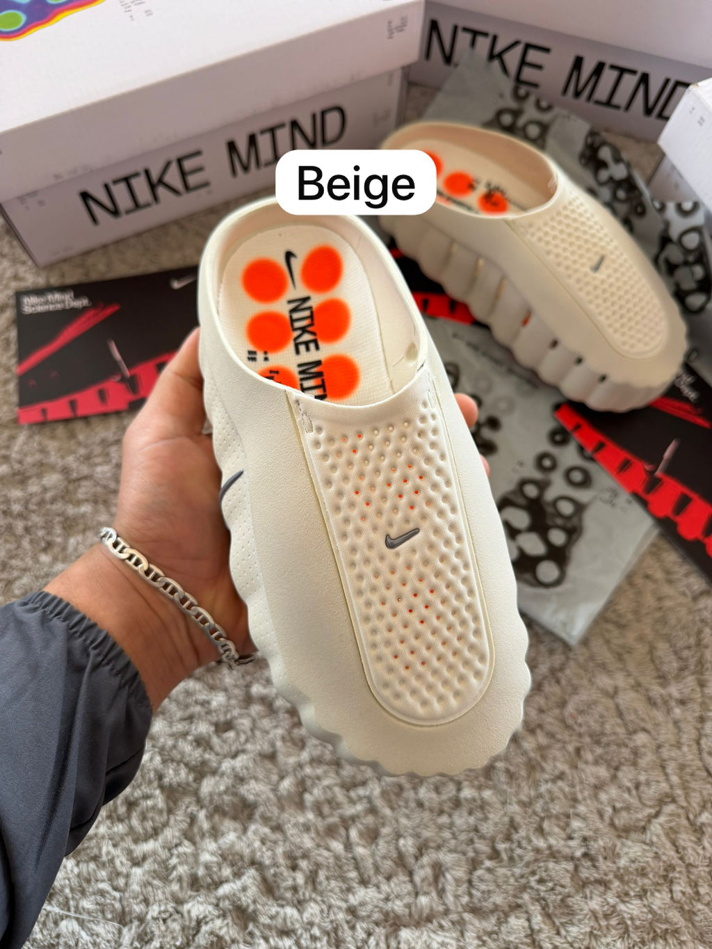 CHANCLAS NIKE MIND BEIGE