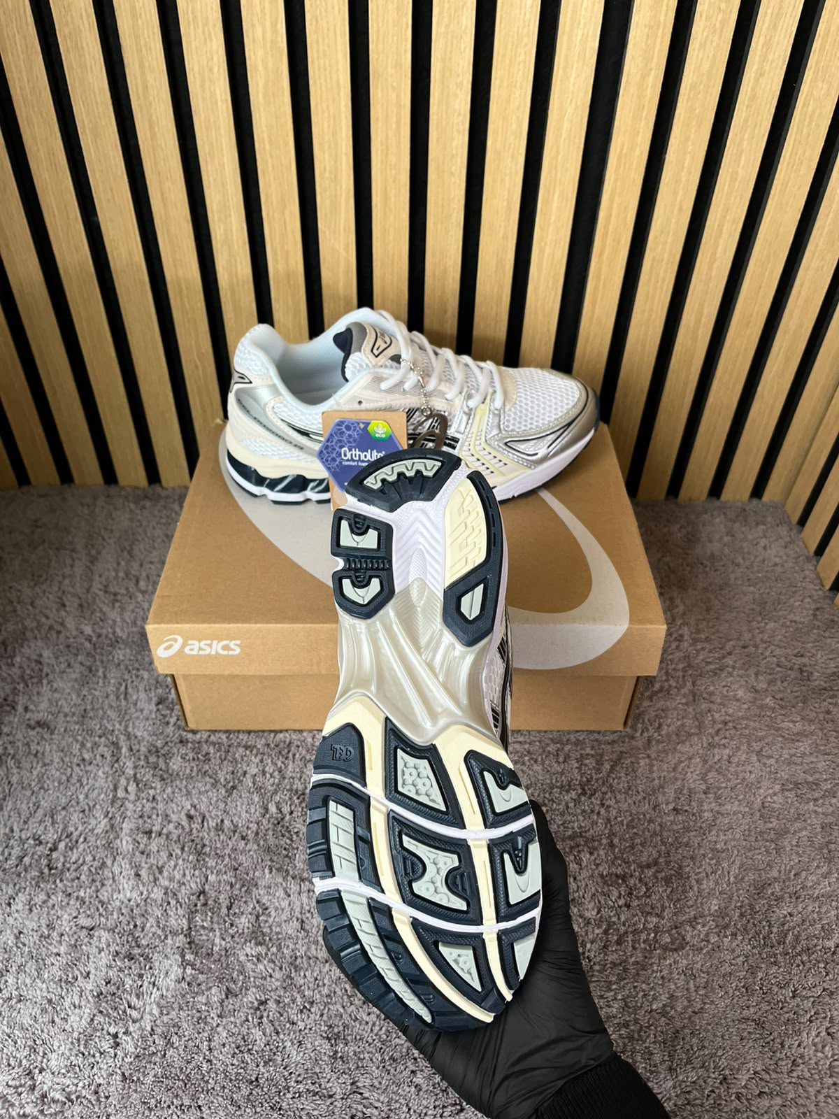 Asics Gel-Kayano 14