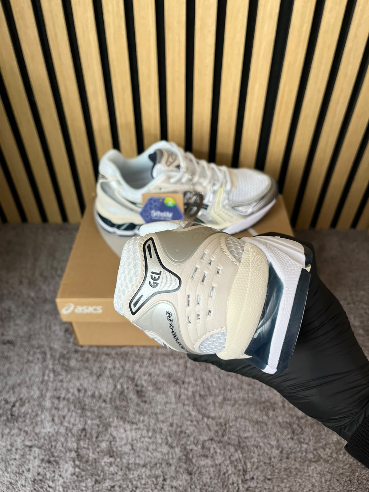 Asics Gel-Kayano 14