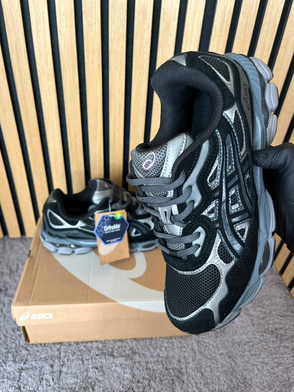 ASICS GEL-NYC NEGRAS DOBLE CORDÓN