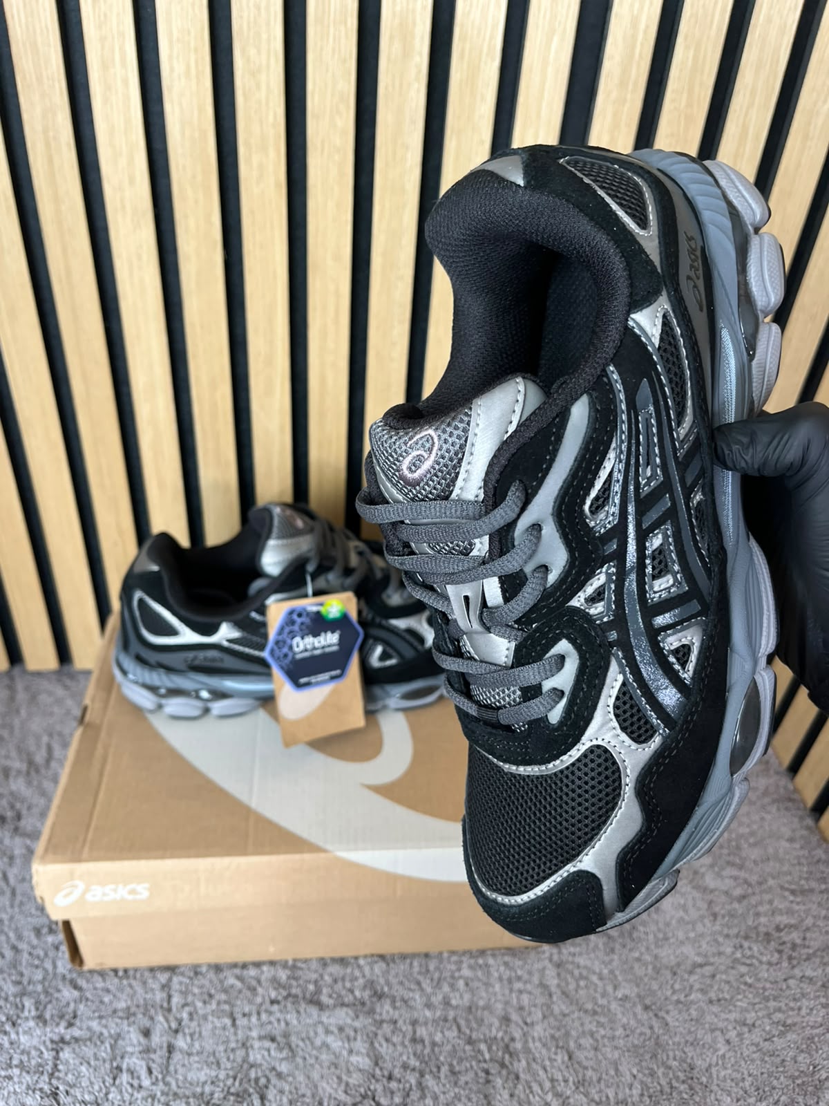 ASICS GEL-NYC NEGRAS DOBLE CORDÓN