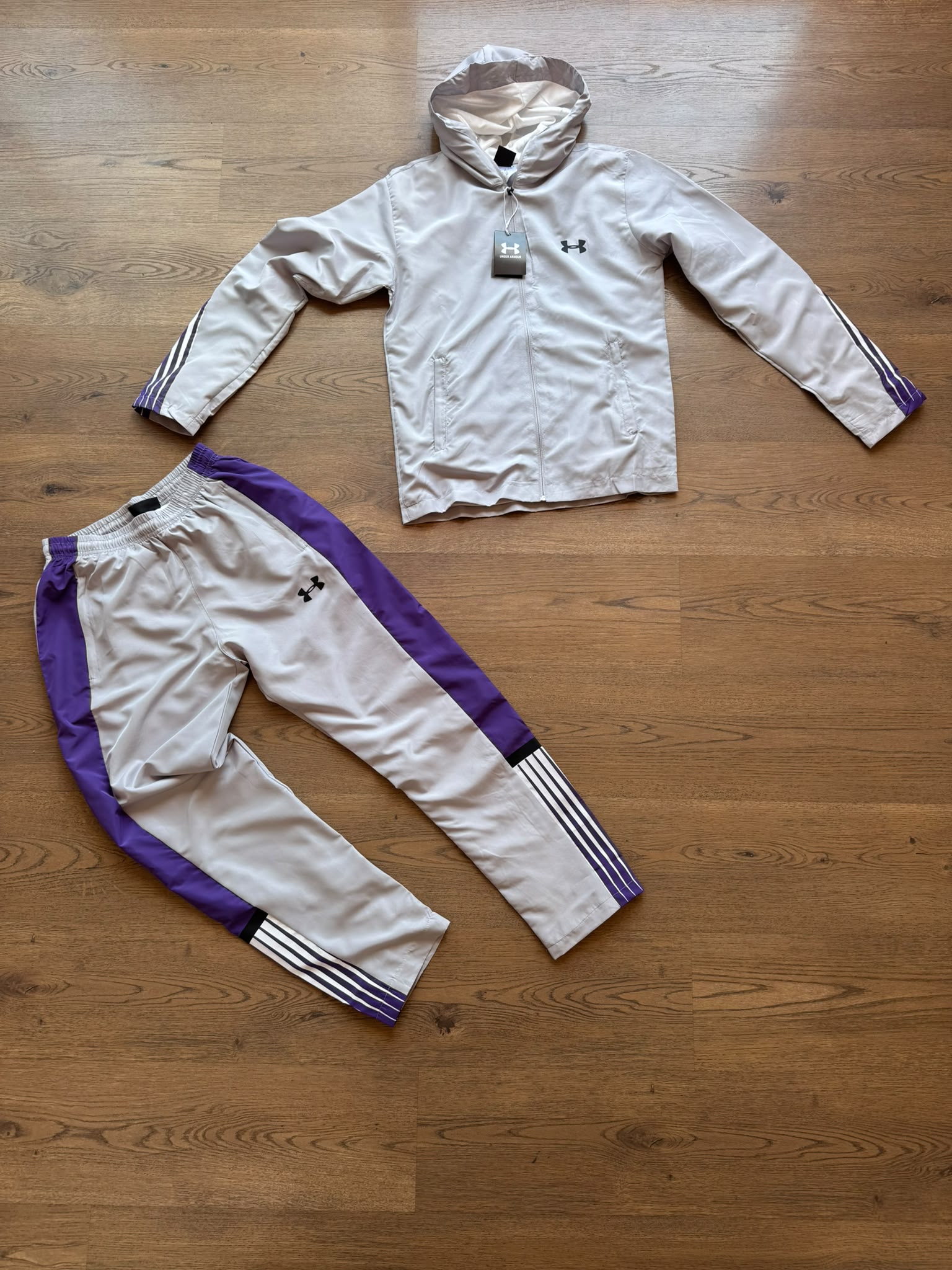 Under Armour Tracksuit Blanco & Morado