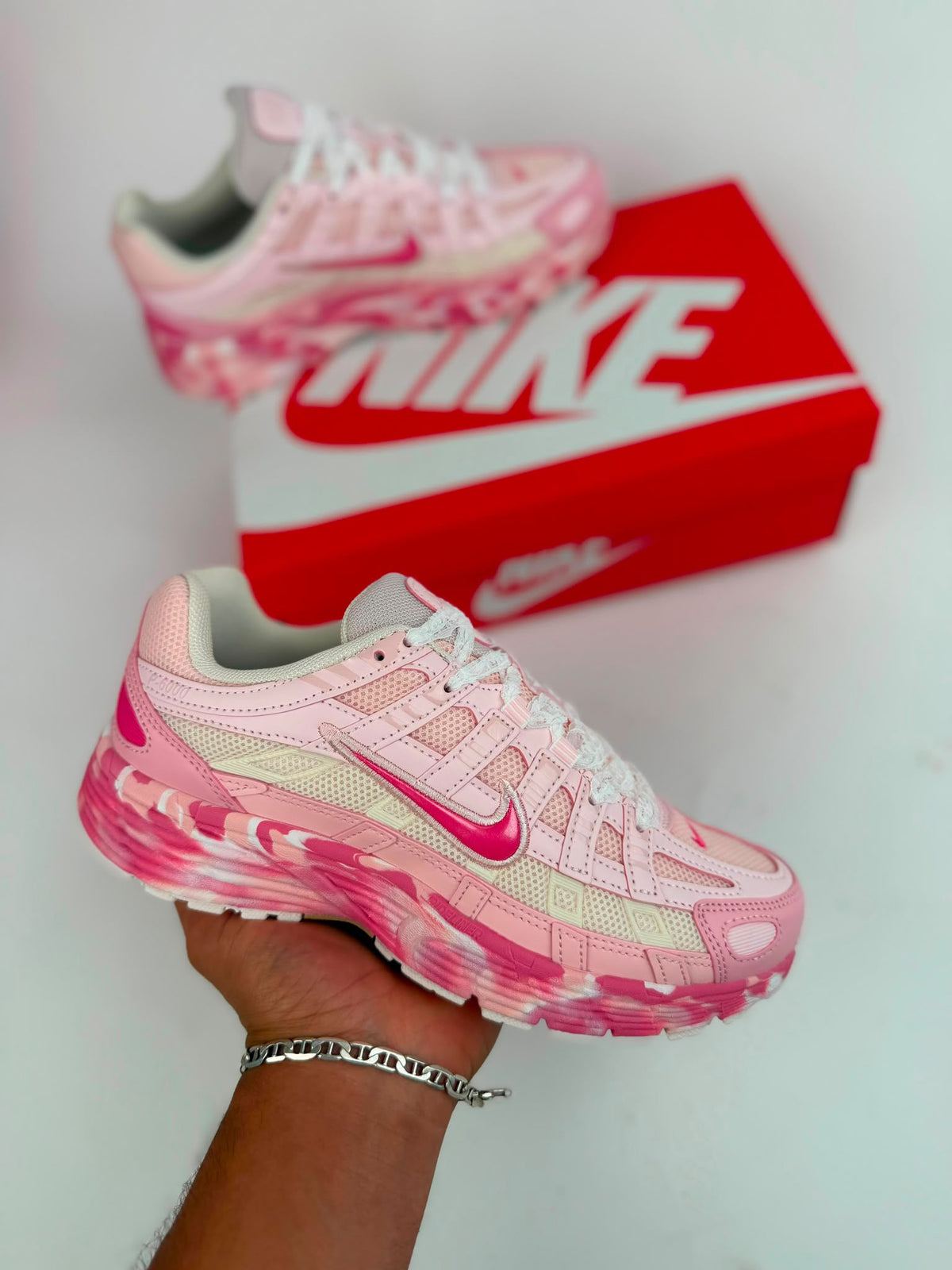Nike p6000