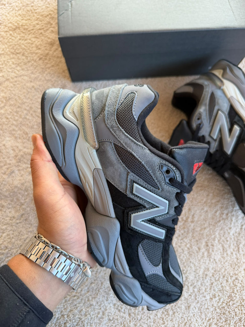 NEW BALANCE 9060