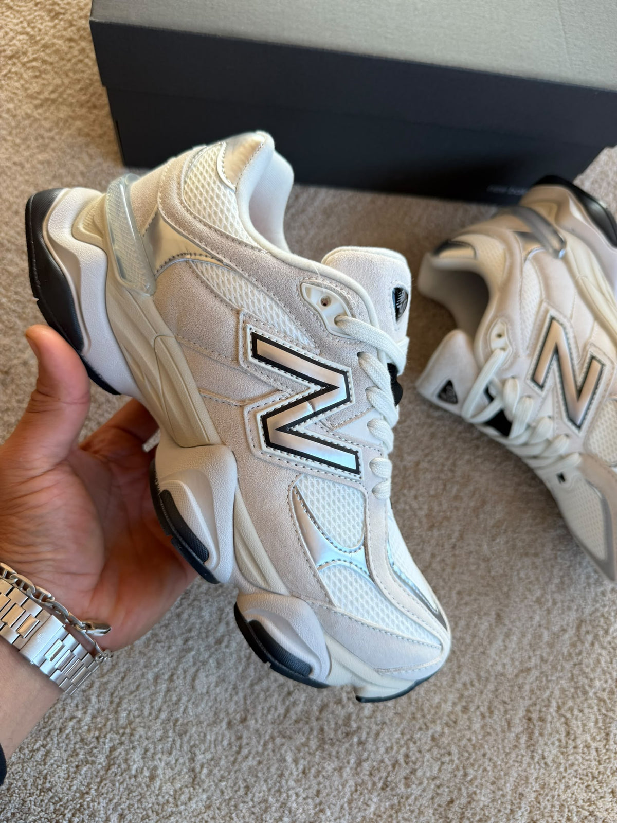 NEW BALANCE 9060