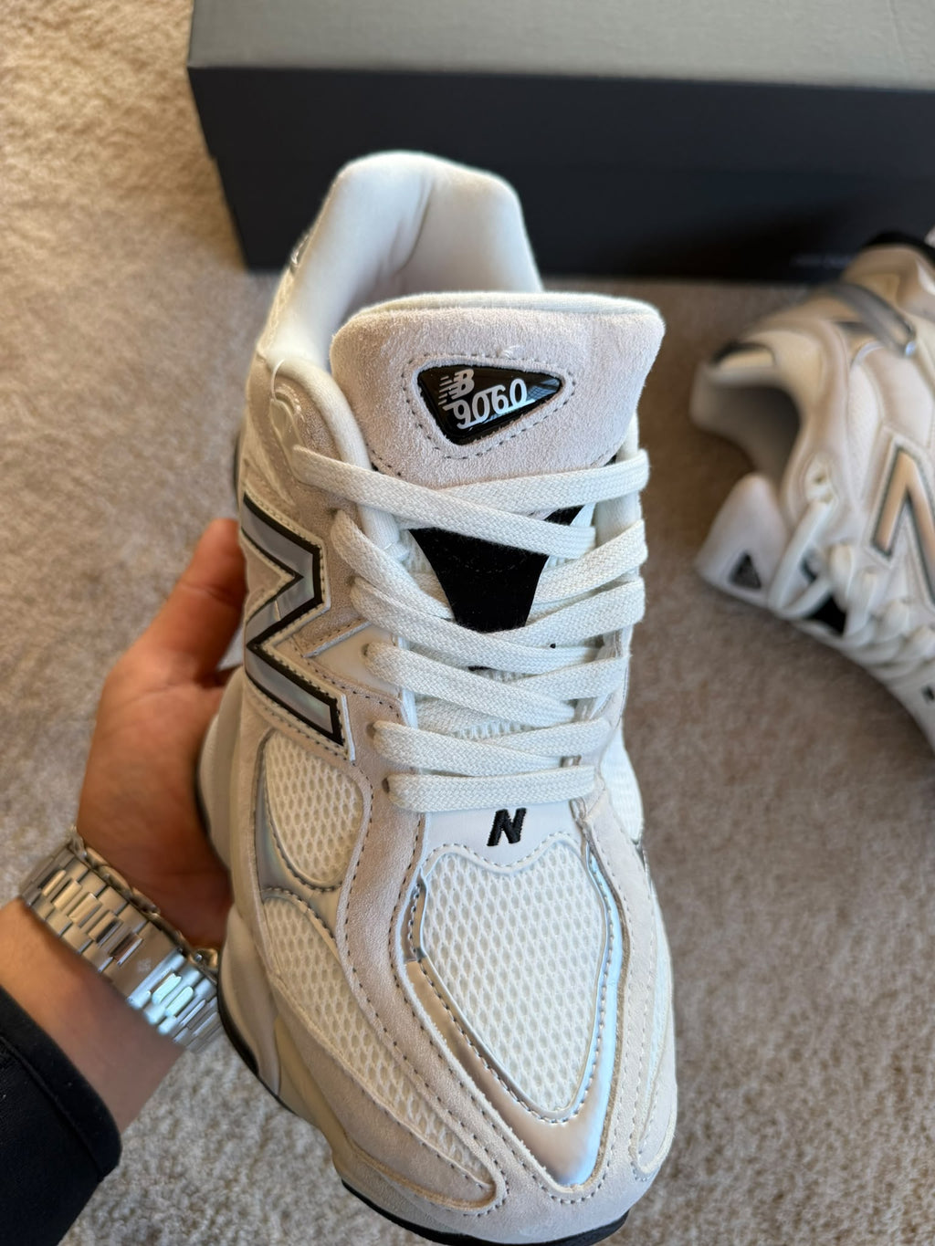 NEW BALANCE 9060