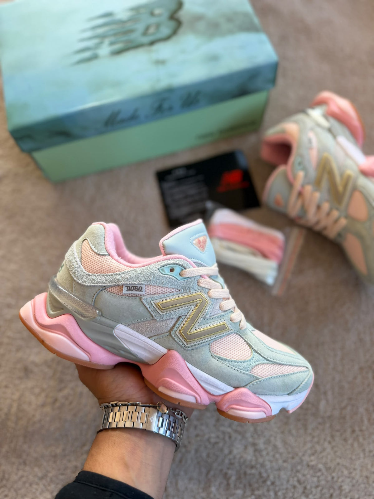 NEW BALANCE 9060