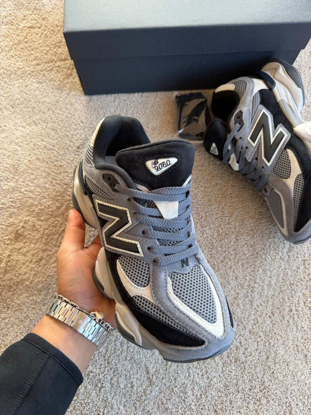 NEW BALANCE 9060