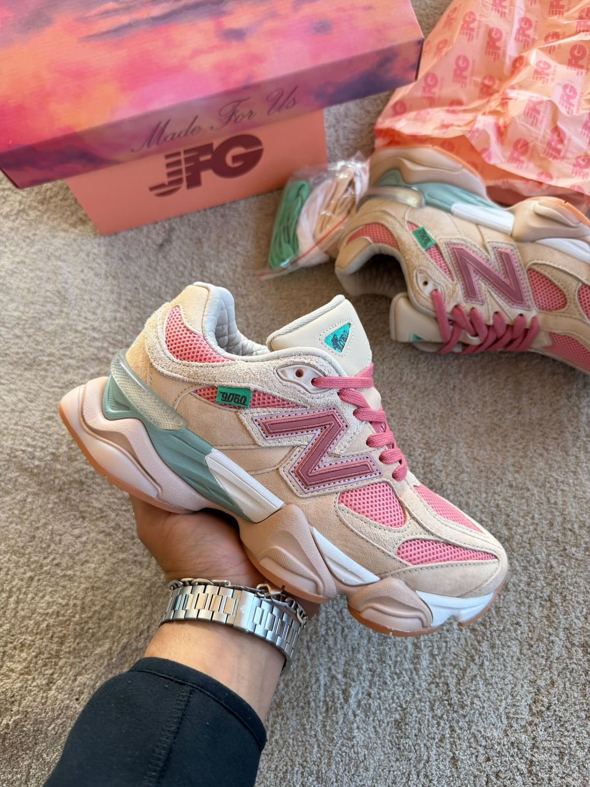 NEW BALANCE 9060