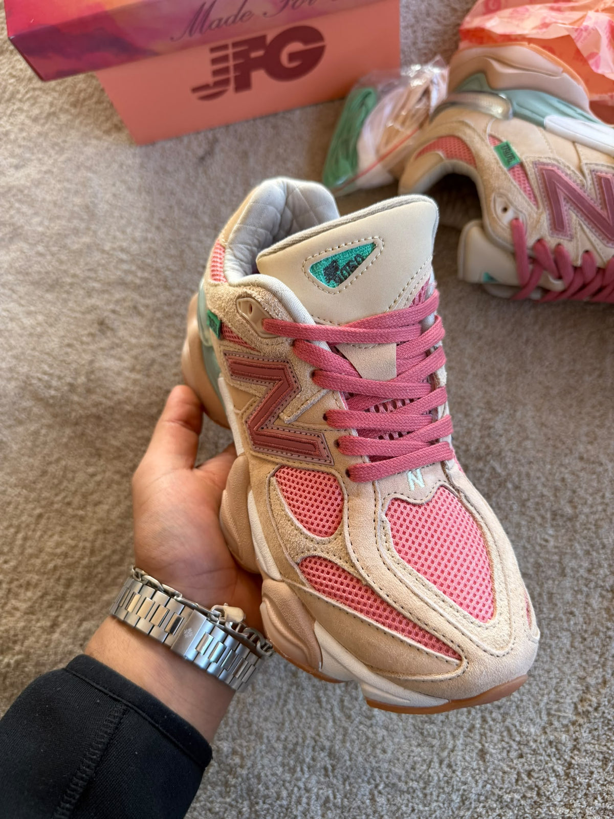 NEW BALANCE 9060
