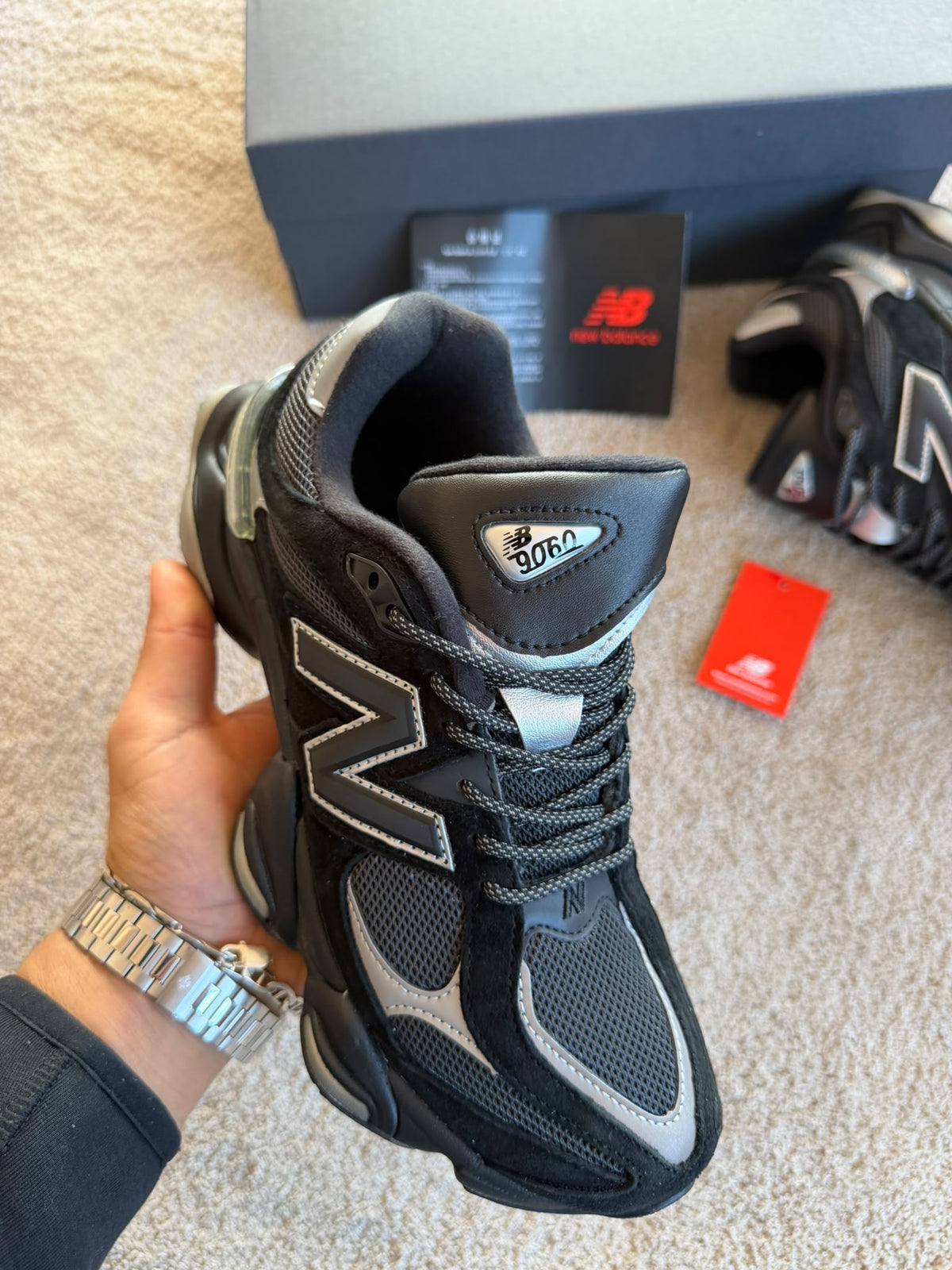 NEW BALANCE 9060