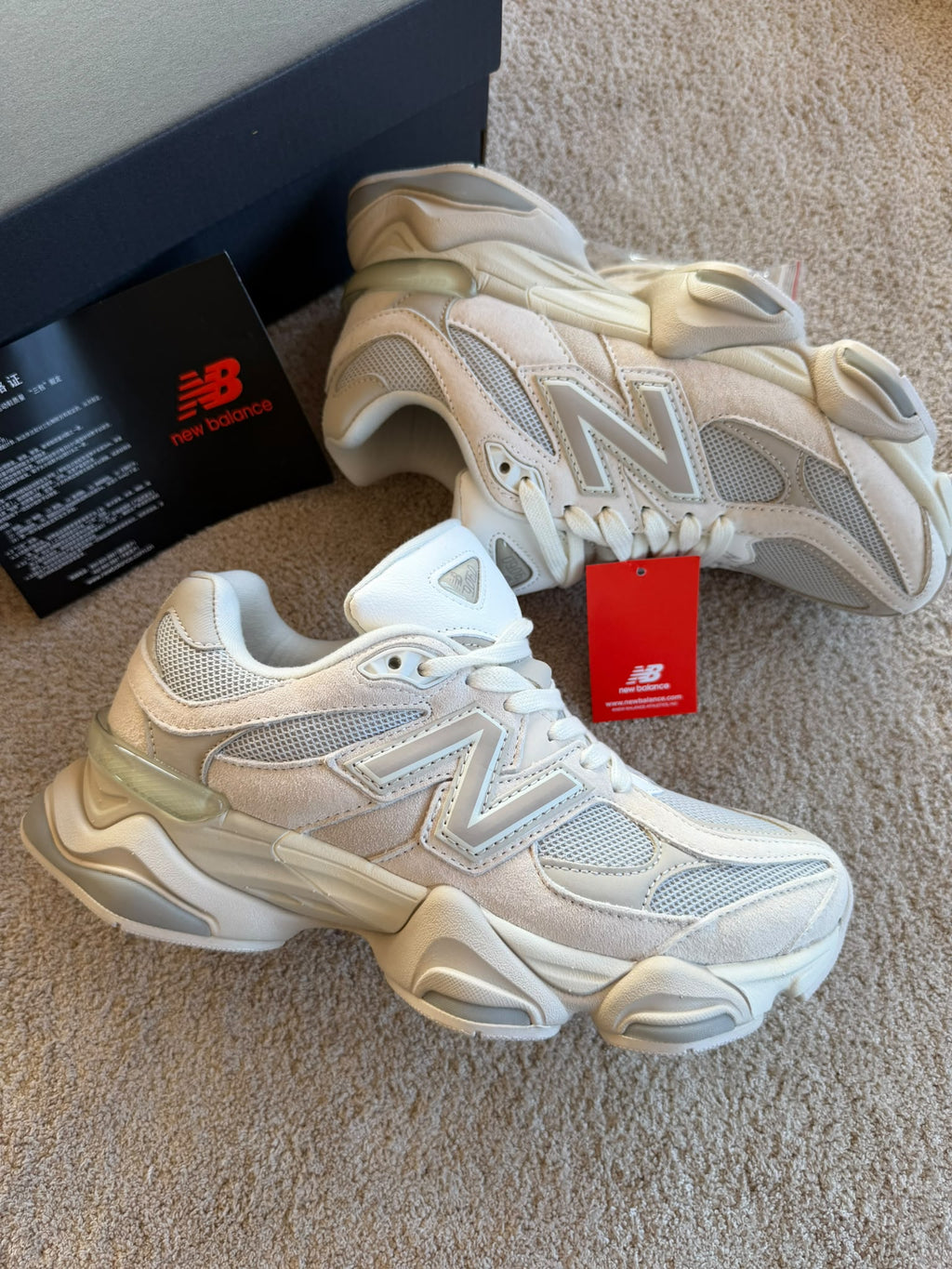 NEW BALANCE 9060