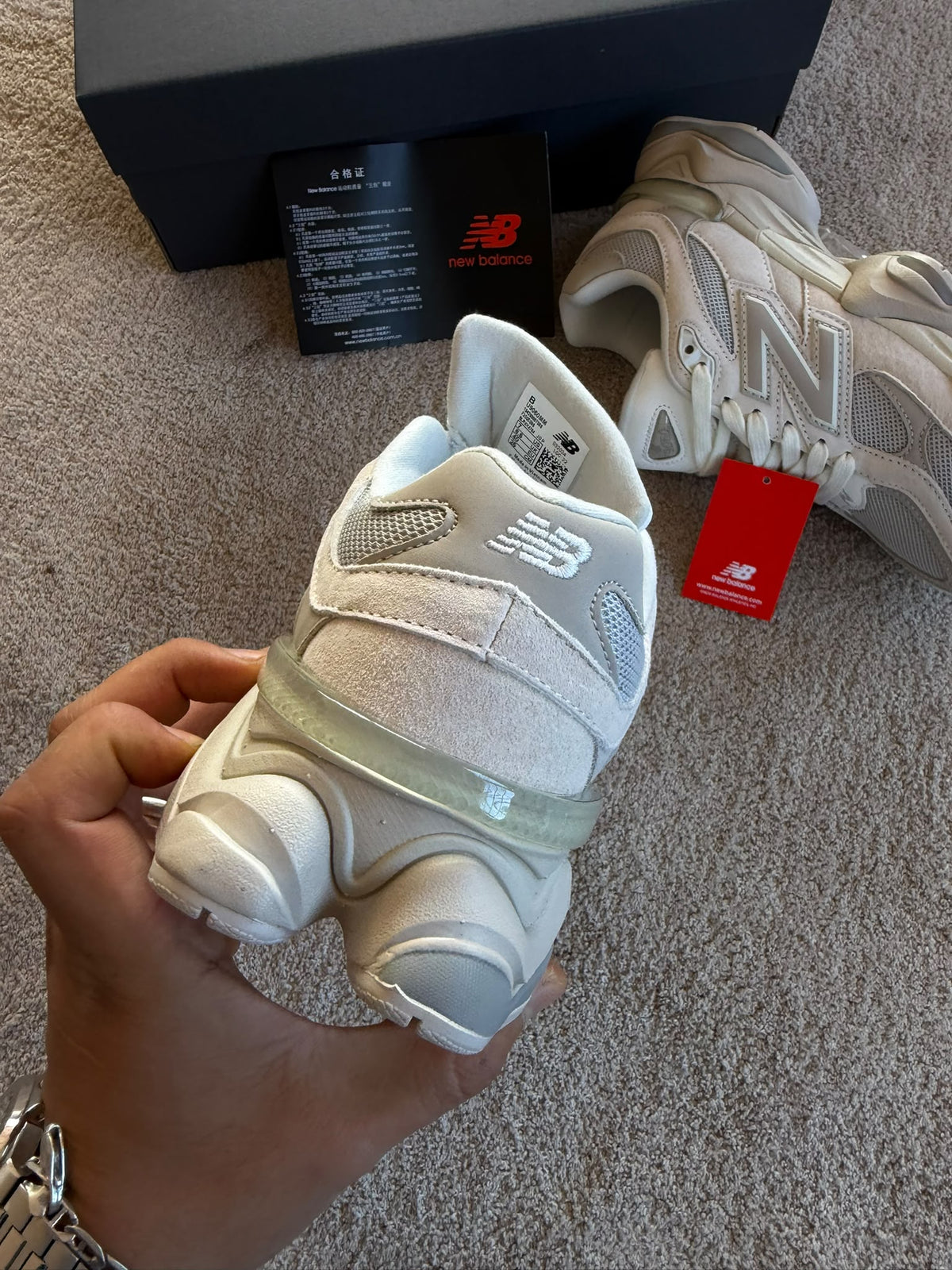 NEW BALANCE 9060
