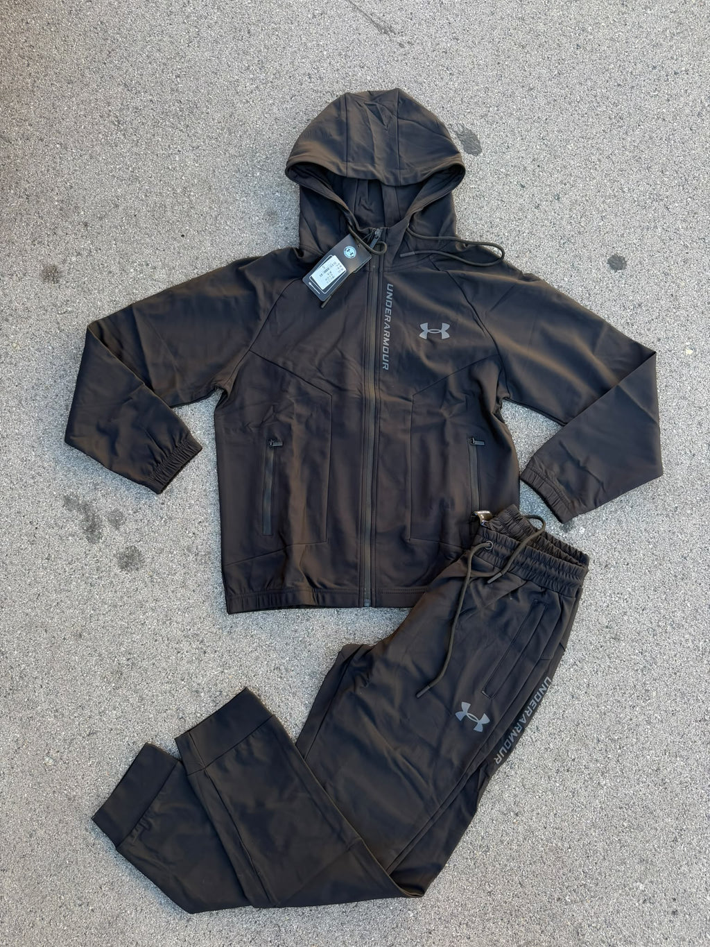 `Chándal Under Armour Gris`