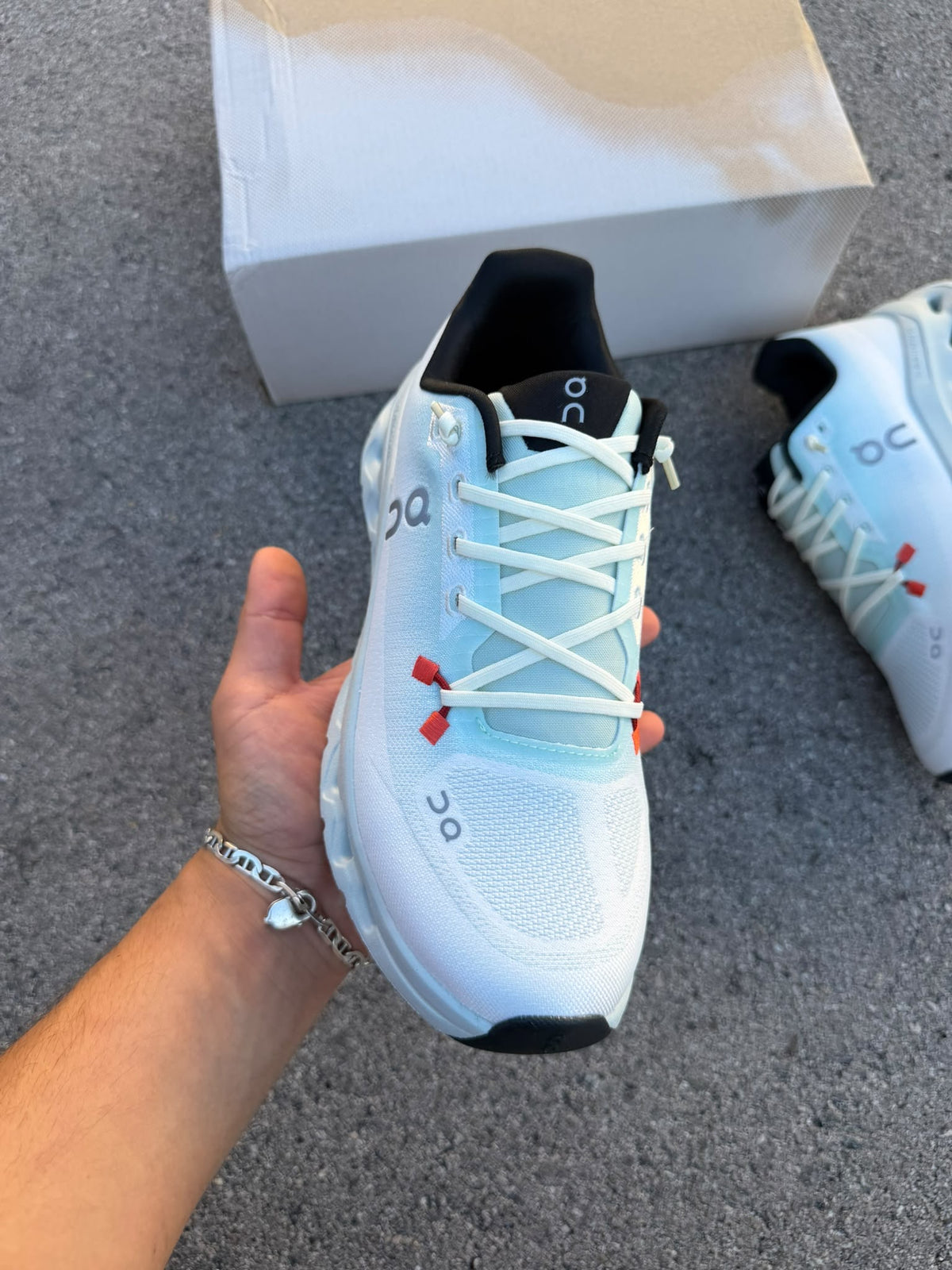 Zapatillas On Running Cloudtilt White / Ice Blue