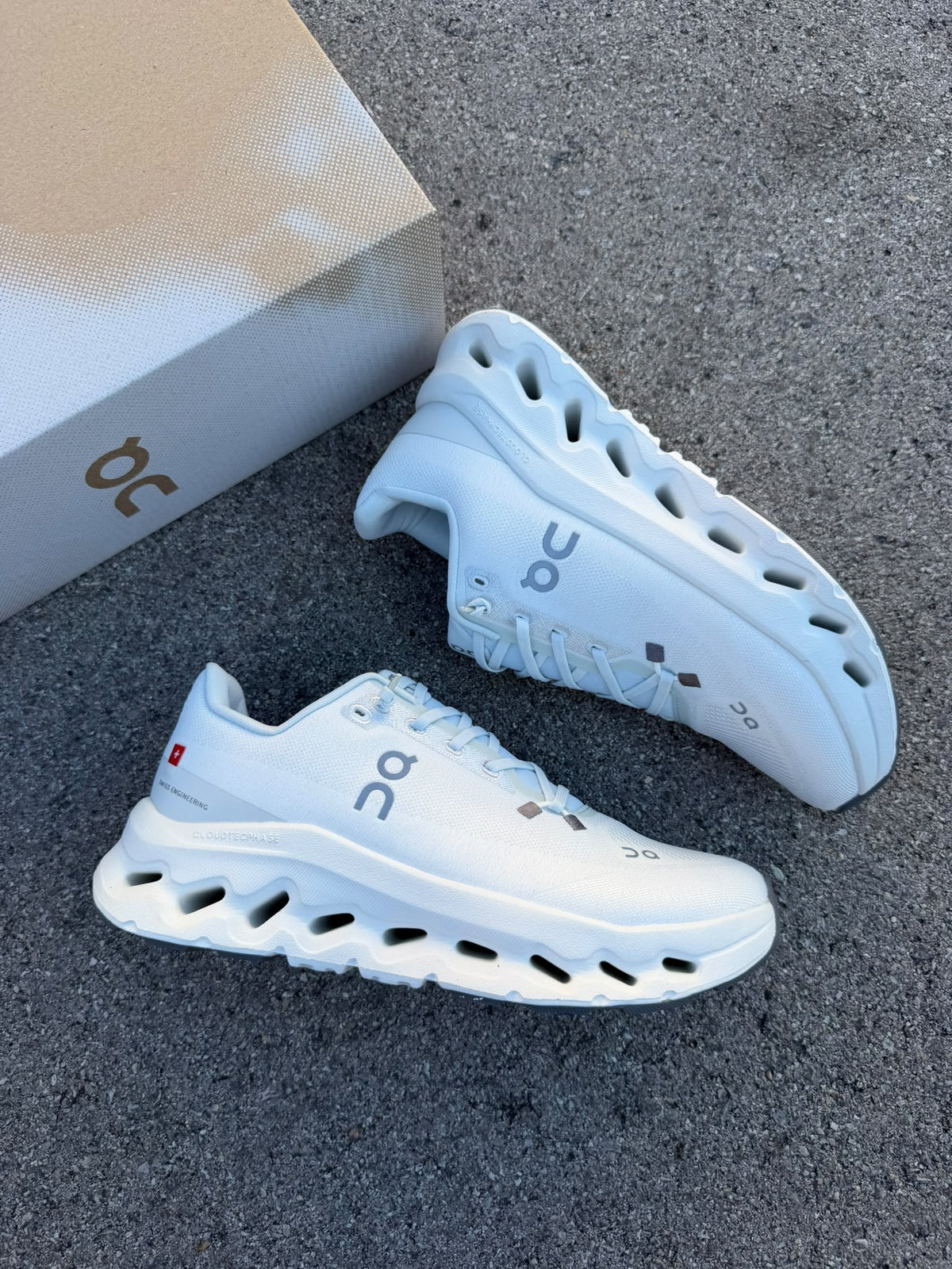 Zapatillas On Cloudtilt Triple White