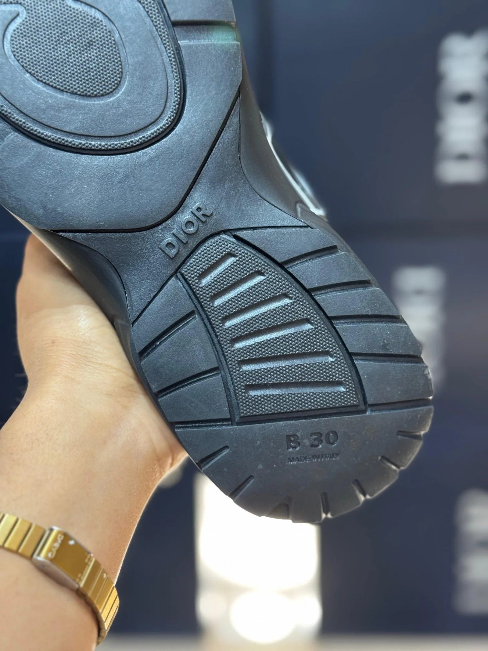 Dior B30
