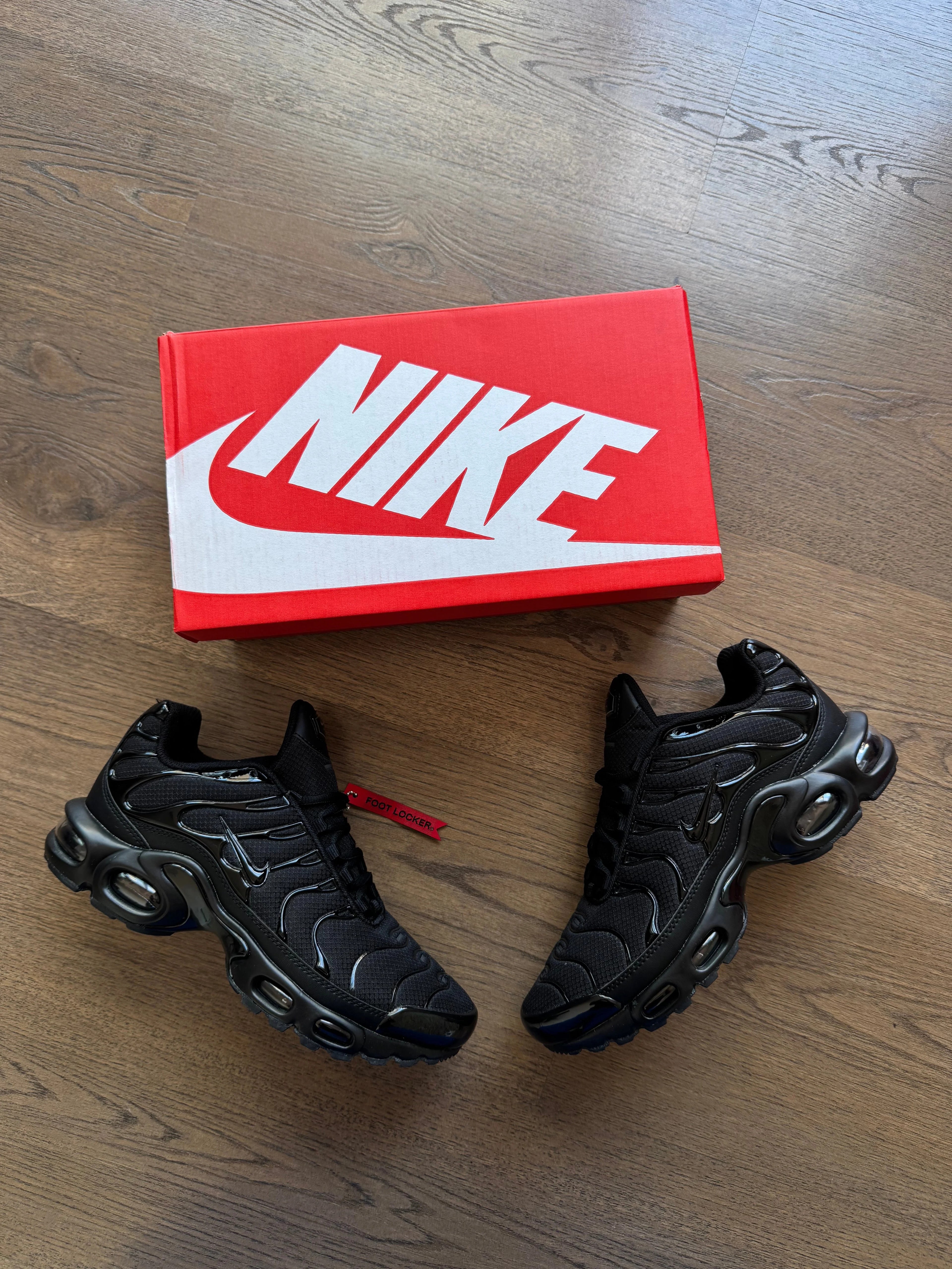 NIKE AIR TN - NEGRAS