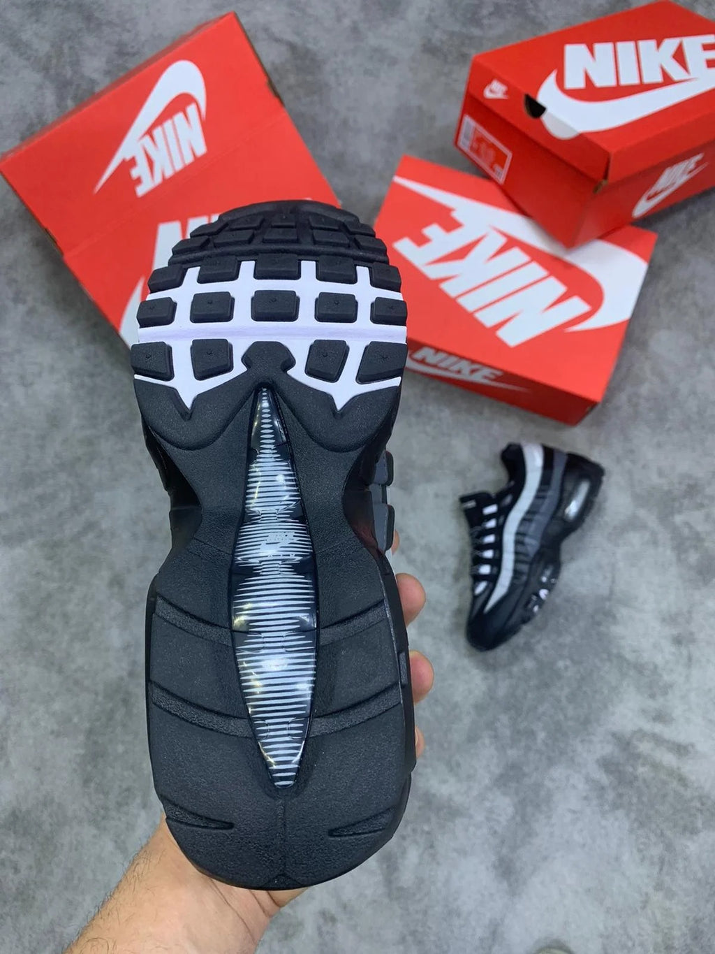 NIKE AIR MAX 95