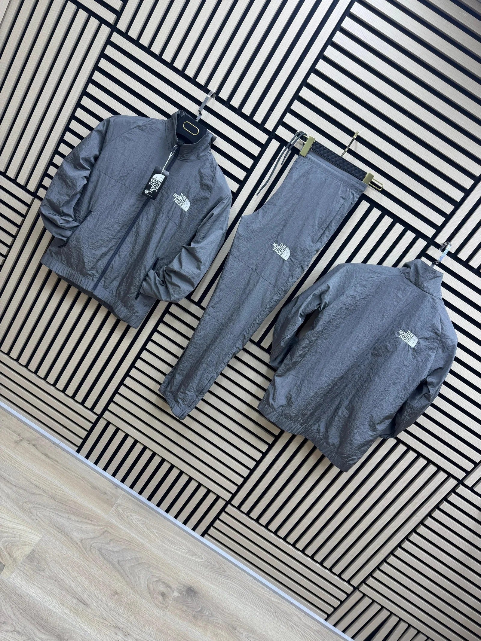 CHANDAL NORTH FACE GRIS