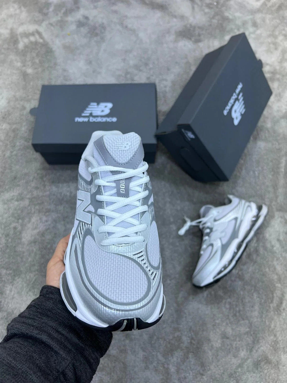 NEW BALANCE 2000