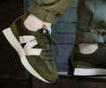 New Balance 327