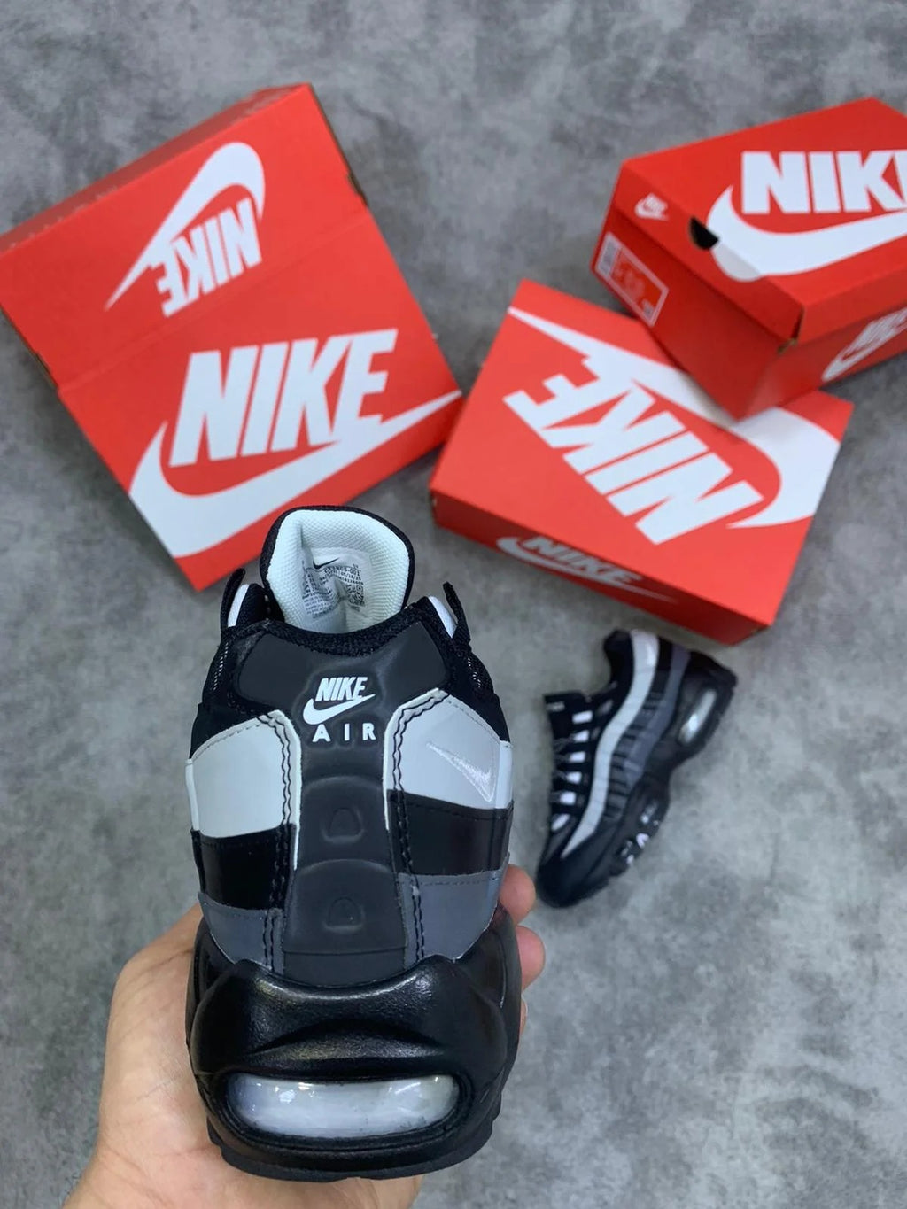 NIKE AIR MAX 95