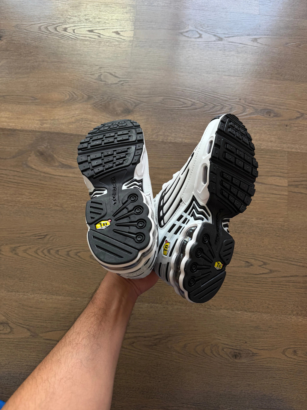 NIKE AIRMAX TUNED 3