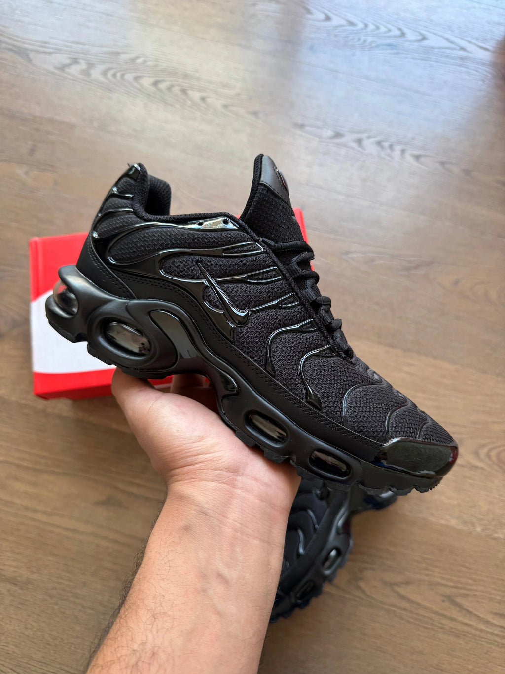 NIKE AIR TN - NEGRAS