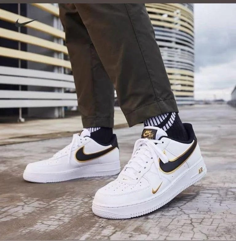 Nike Air Force 1