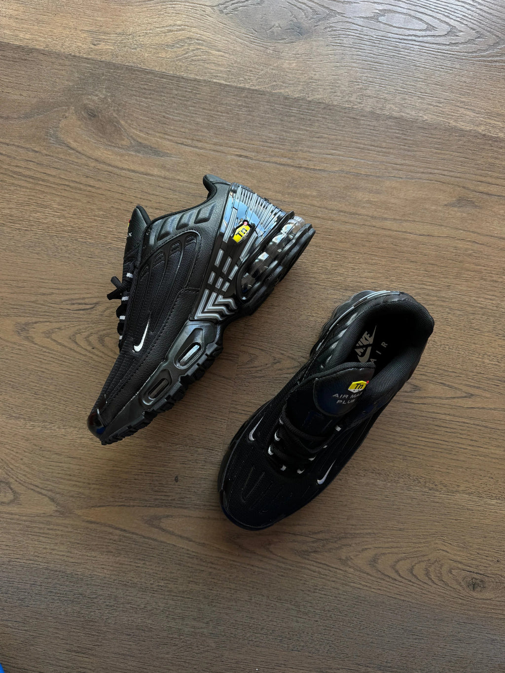 NIKE AIRMAX TUNED 3 NEGRAS
