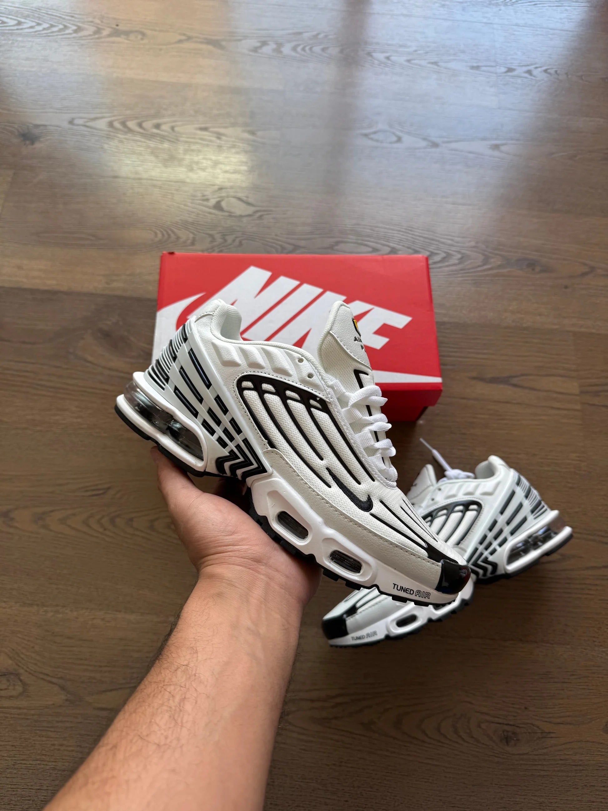 NIKE AIRMAX TUNED 3