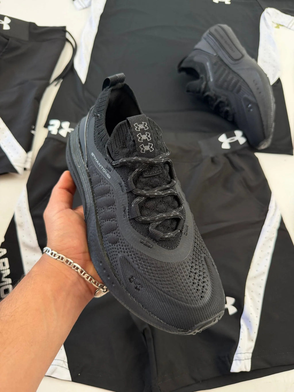 UNDER ARMOUR - STORM