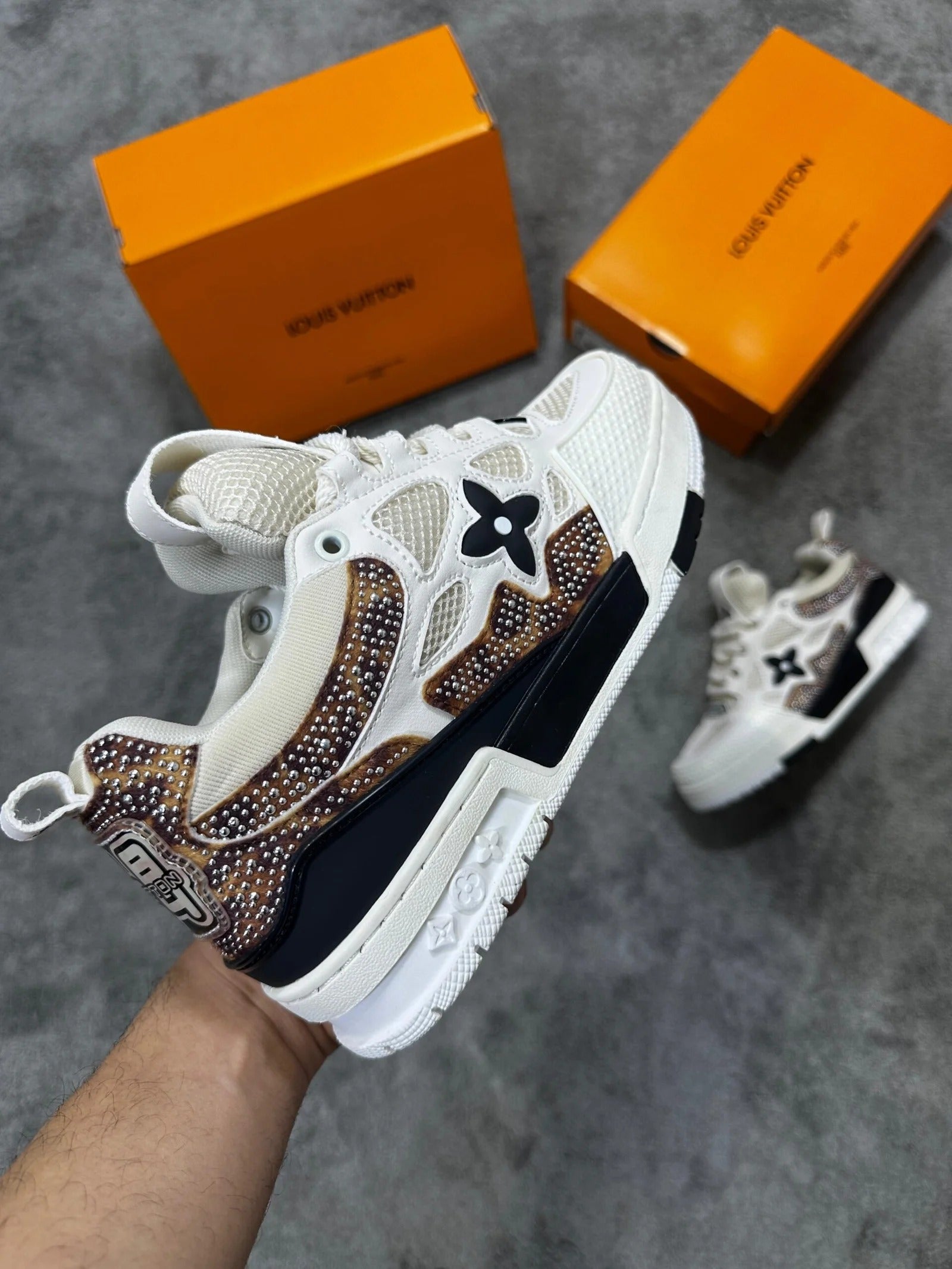 LOUIS VUITTON SKATE