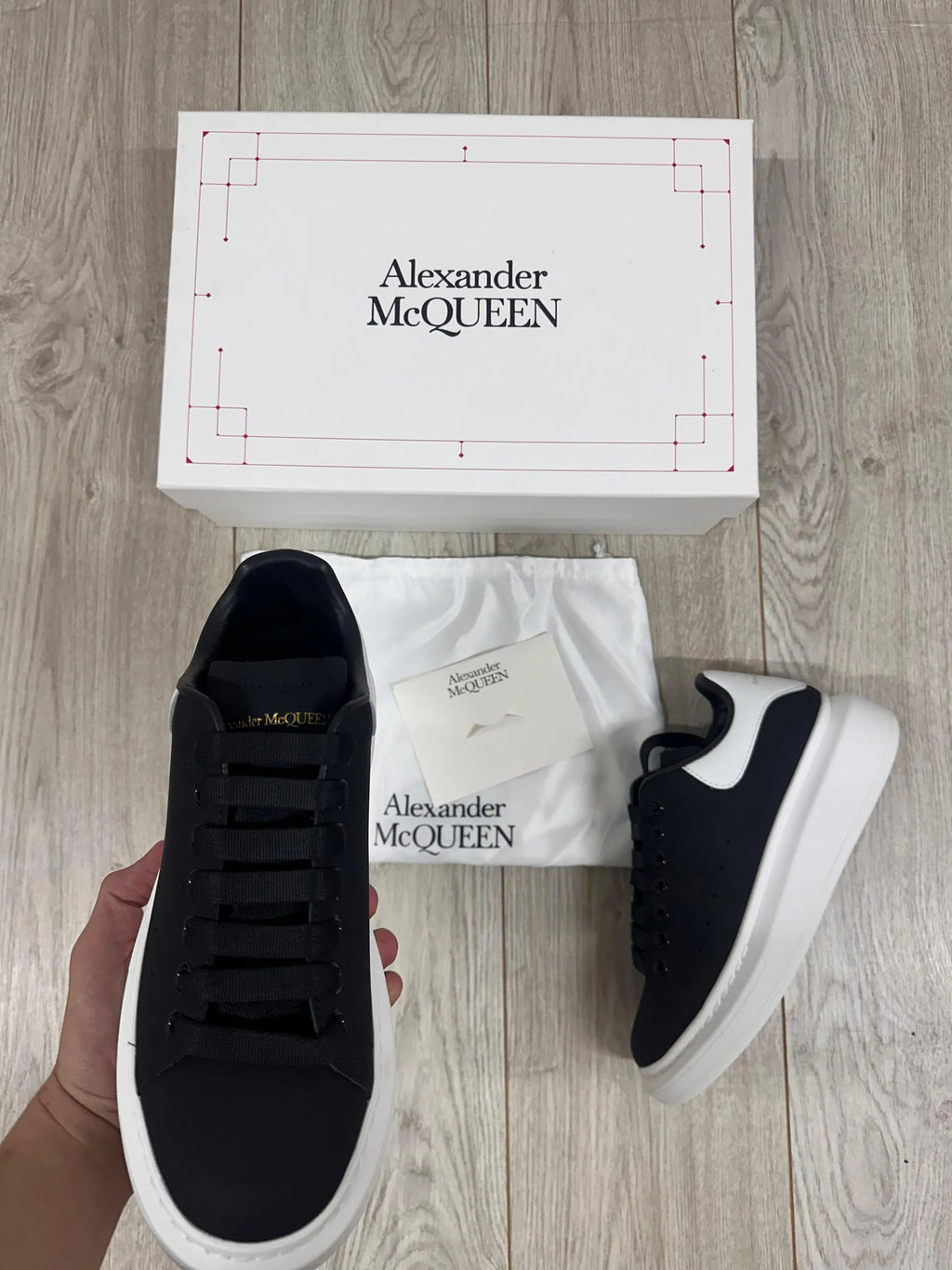 ALEXANDER MCQUEEN