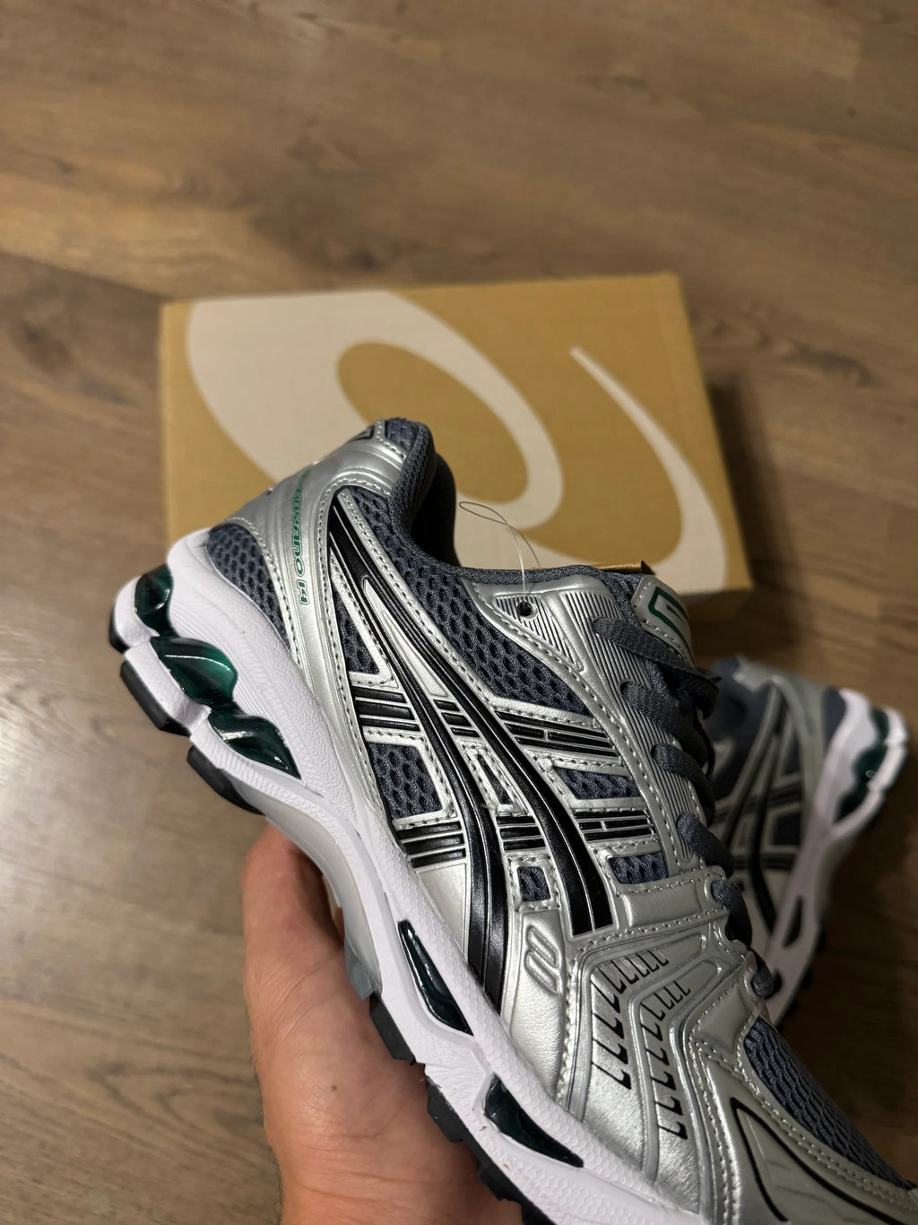 ASICS GEL - KAYANO 14