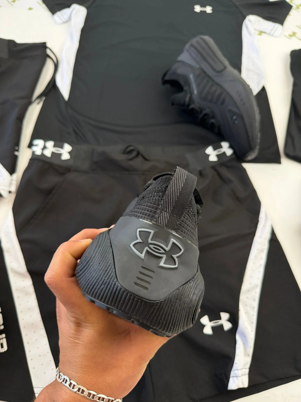 UNDER ARMOUR - STORM