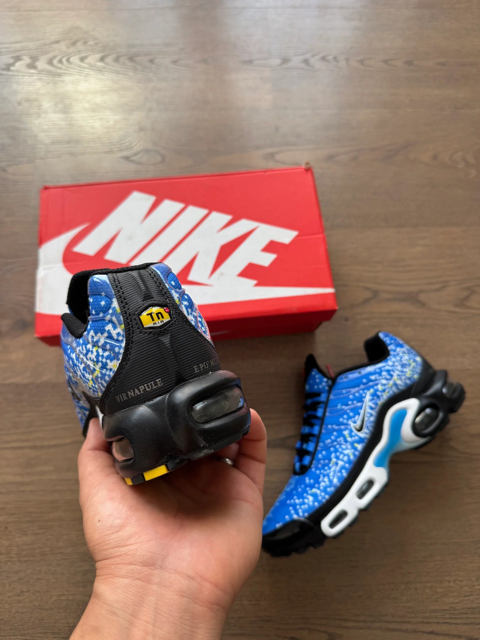 NIKE AIR TN