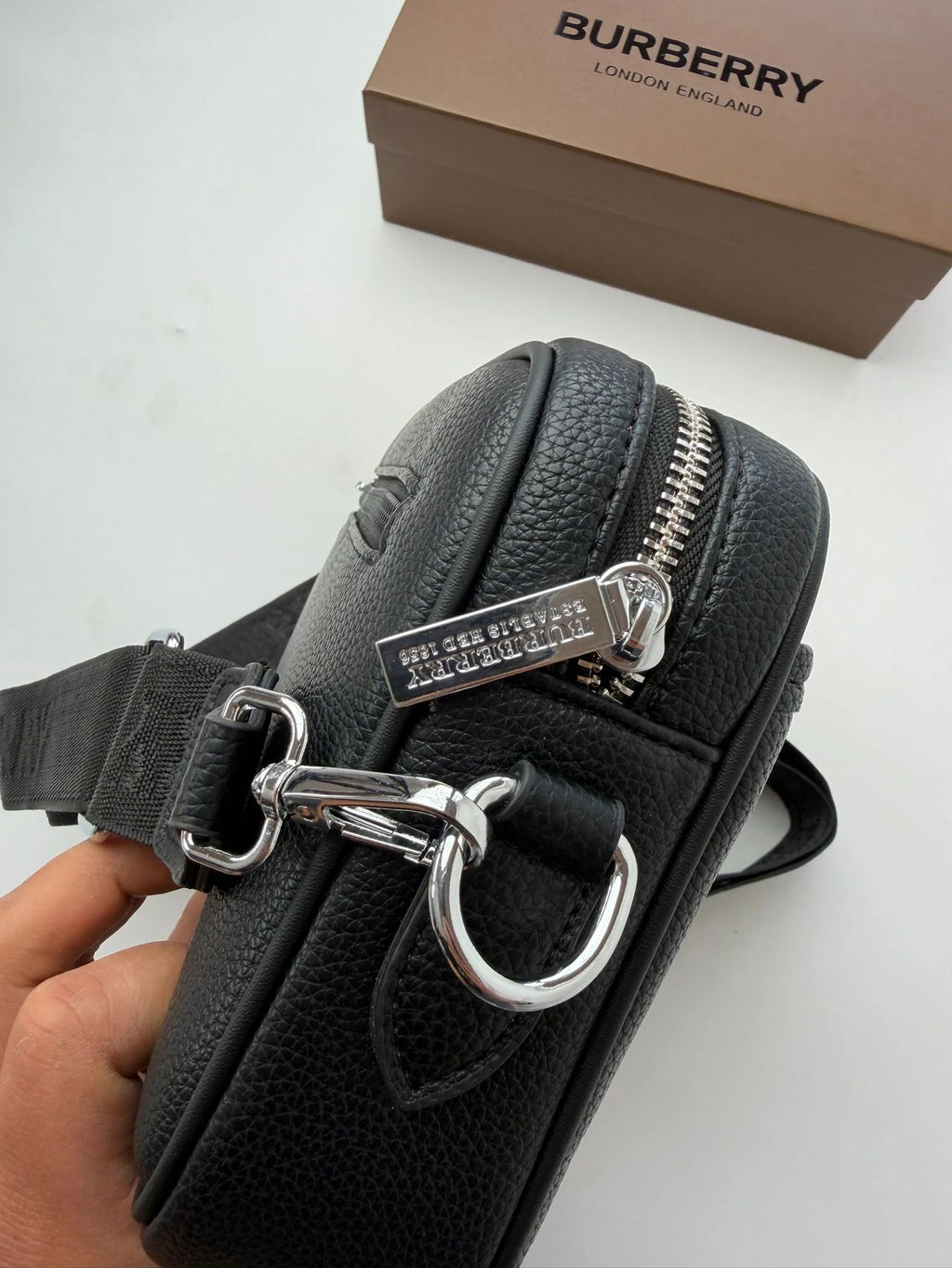 BOLSO HOMBRE - BURBERRY