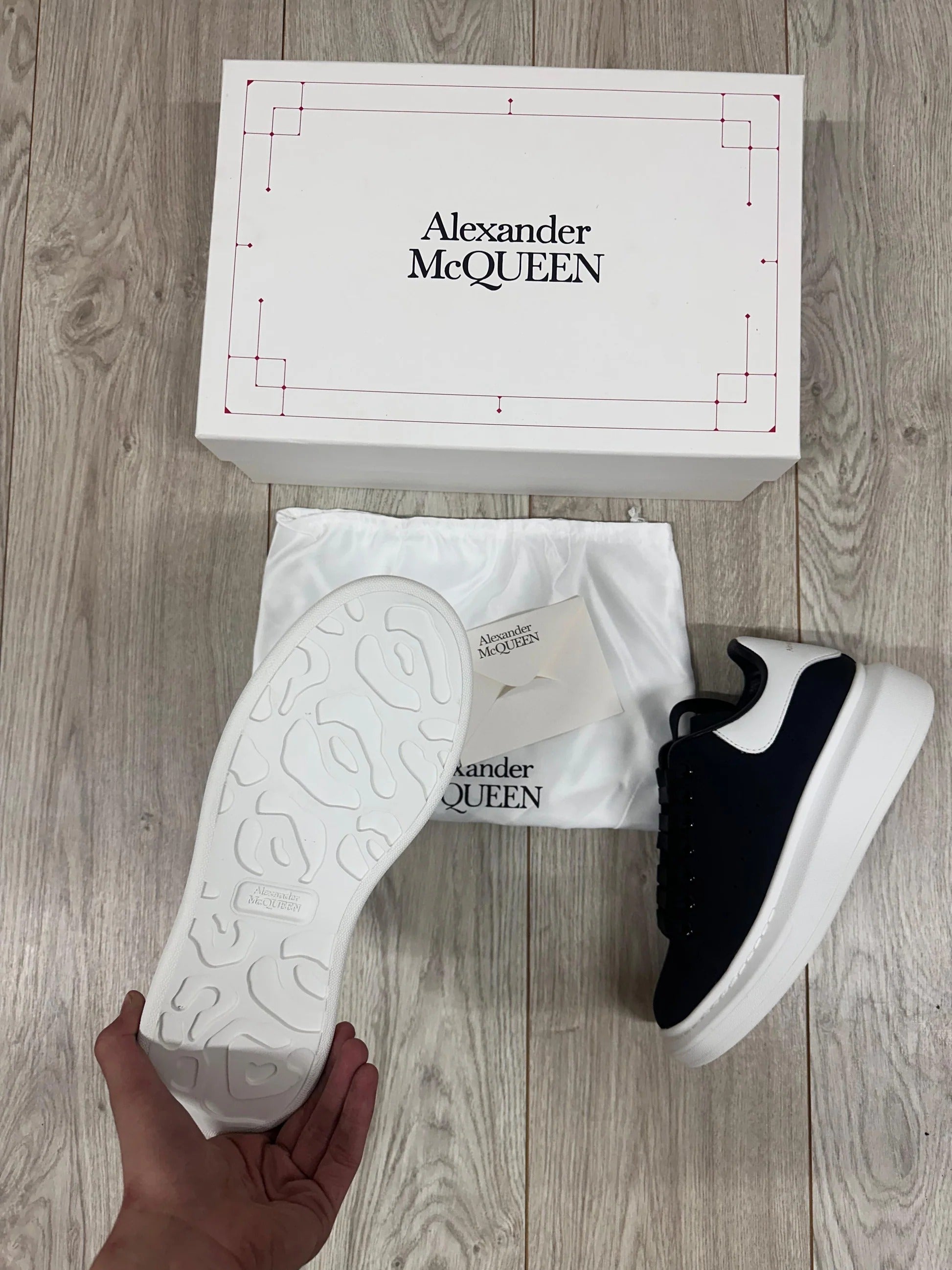 ALEXANDER MCQUEEN